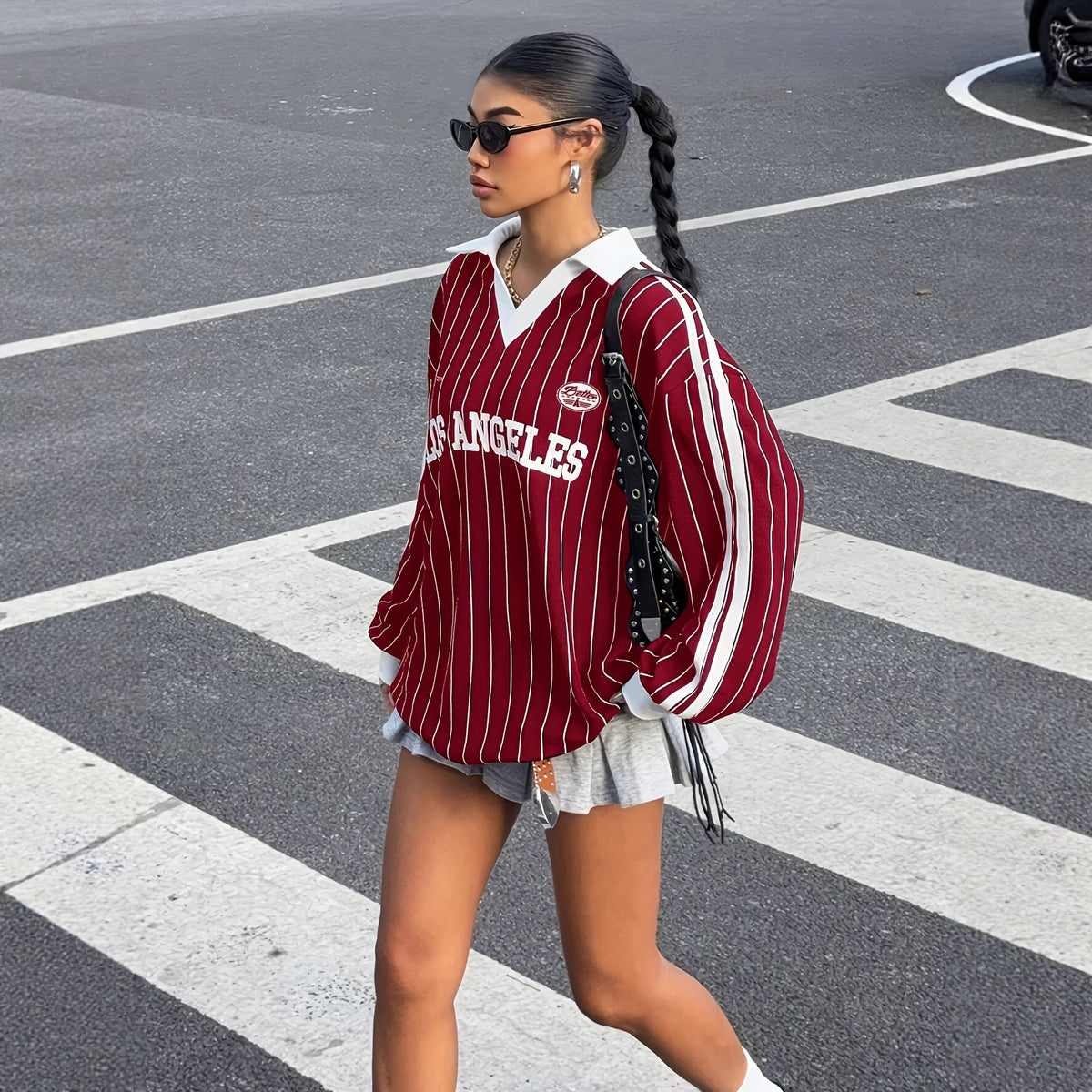 Contrast-color striped top
