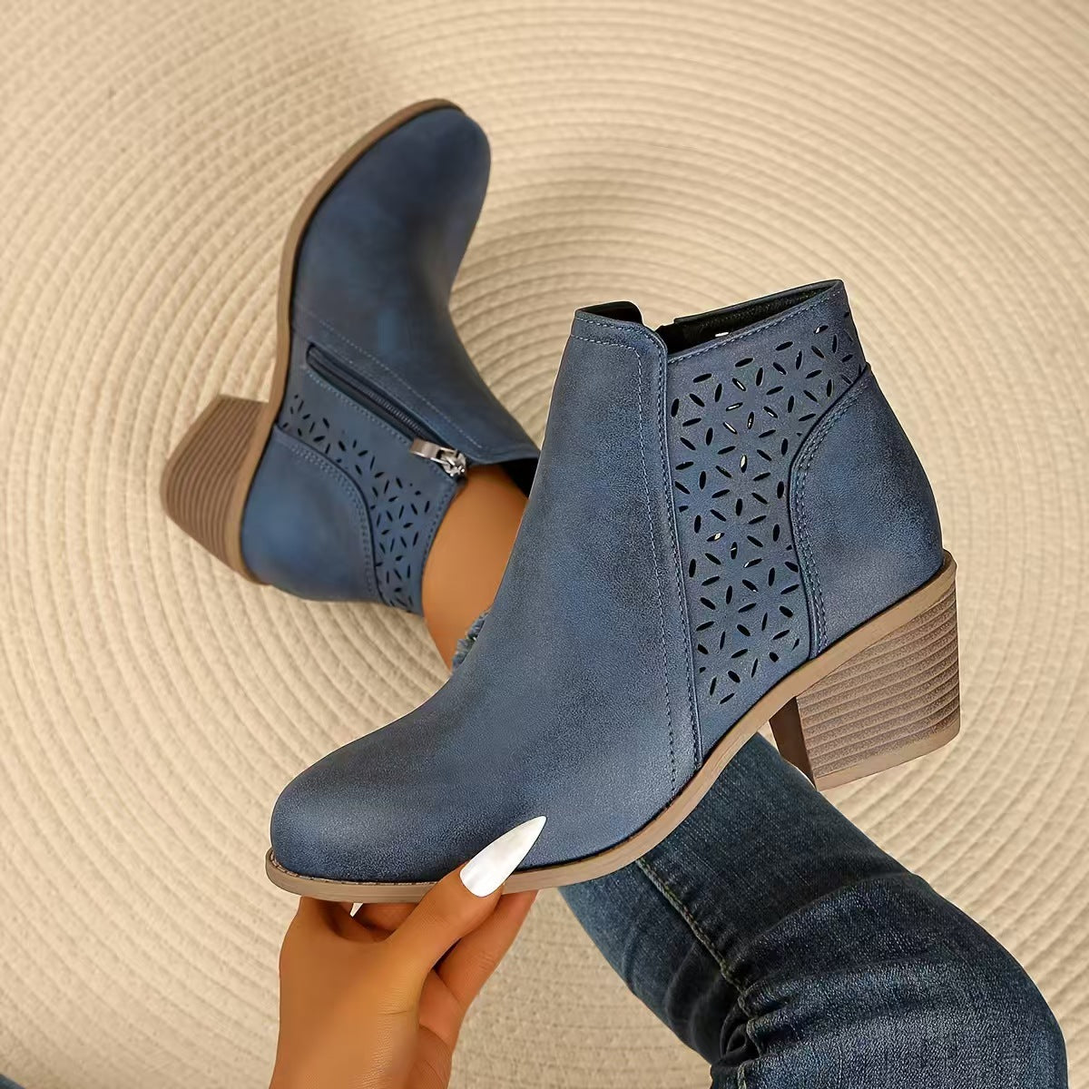 Women's Hollow Pointed Toe Low Heel Chelsea Boots